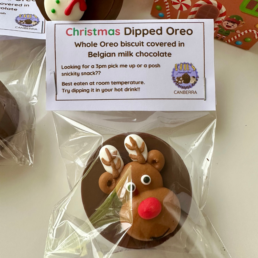 Christmas Dipped Oreo